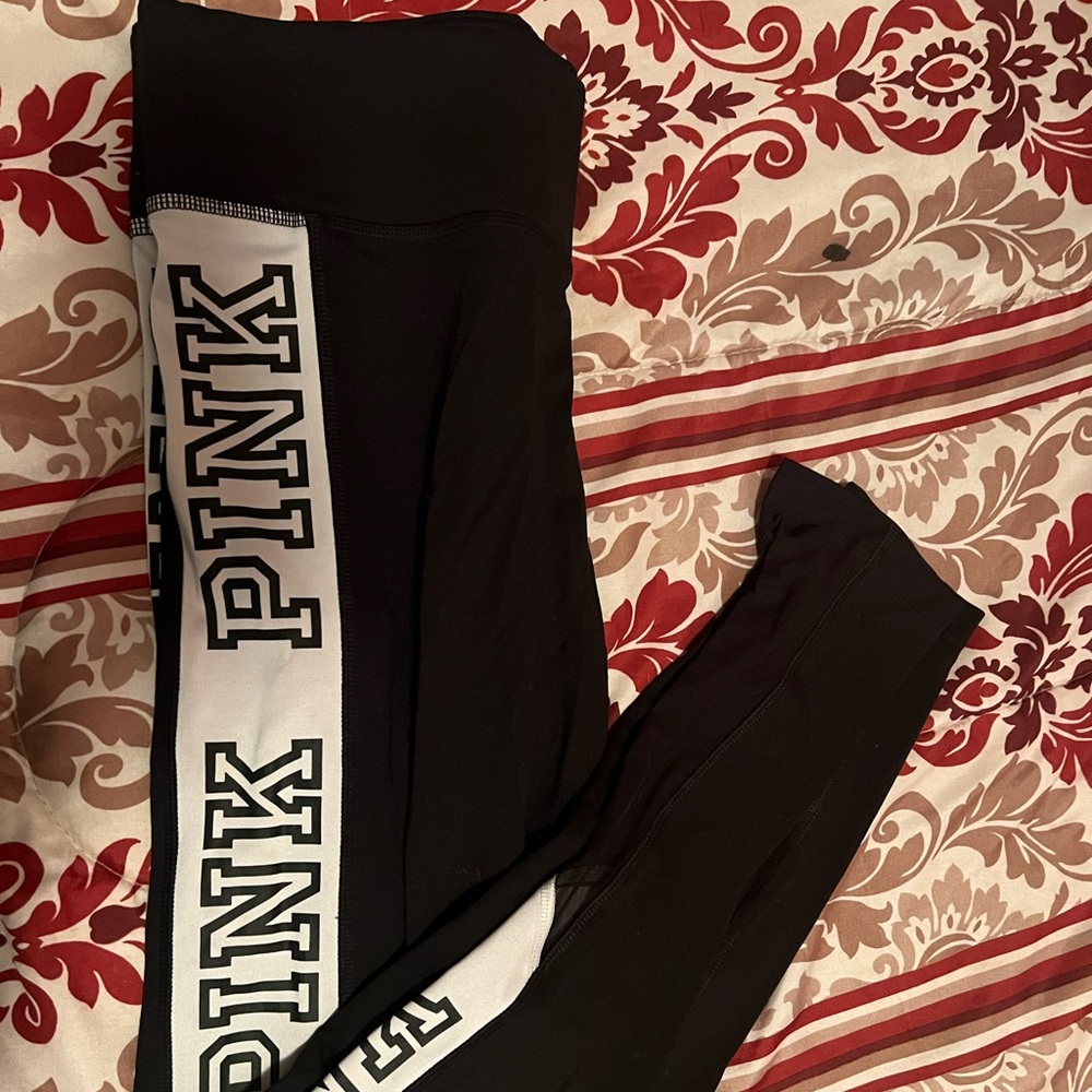 Victoria’s Secret PINK Ultimate leggings